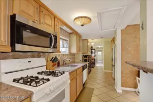 421 Malibu Way, Brick, NJ 08723 - Photo 9