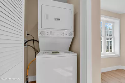 39 Seadrift Avenue, Highlands, NJ 07732 - Photo 17