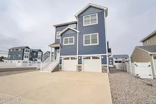 1201 Niihau Dr, Forked River, NJ 08731 - Photo 5