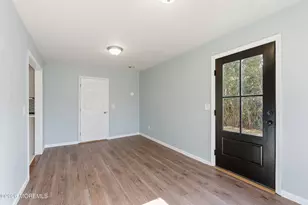 39 Blue Jay Dr, Toms River Township, NJ 08755 - Photo 13