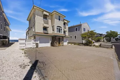 2011 Sunset Avenue, Surf City, NJ 08008 - Photo 3