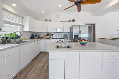 2011 Sunset Avenue, Surf City, NJ 08008 - Photo 13