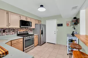 44 Malibu Dr, Eatontown, NJ 07724 - Photo 21