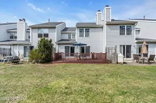 44 Malibu Dr, Eatontown, NJ 07724 - Photo 41