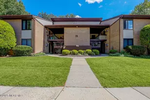 29 Meadow Green Cir, Manalapan Township, NJ 07726 - Photo 1