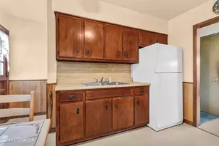 109 Crescent Dr, Brick, NJ 08724 - Photo 5