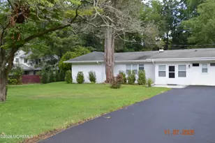 14 Homestead Ln, Roosevelt, NJ 08555 - Photo 1