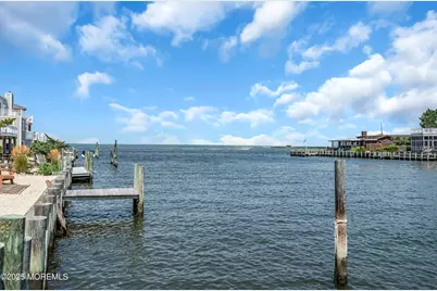 17 Lange Avenue, Harvey Cedars, NJ 08008 - Photo 5