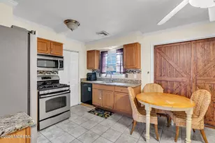 205 Hemlock Dr, Lanoka Harbor, NJ 08734 - Photo 13