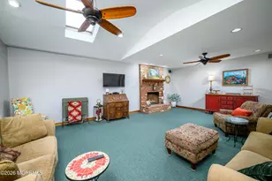 21 Jefferson Ct, Freehold, NJ 07728 - Photo 17