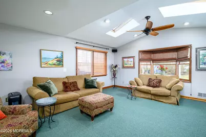 21 Jefferson Court, Freehold, NJ 07728 - Photo 15
