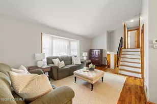 35 Calt Dr, Hazlet Township, NJ 07730 - Photo 7