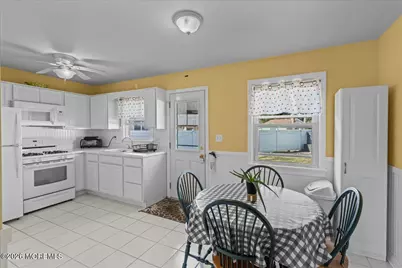 1003 Hollywood Boulevard, Point Pleasant, NJ 08742 - Photo 9