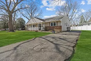 1003 Hollywood Blvd, Point Pleasant, NJ 08742 - Photo 3