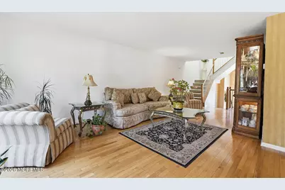 14 Linda Court, South Amboy, NJ 08879 - Photo 5