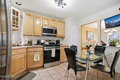 14 Linda Court, South Amboy, NJ 08879 - Photo 9