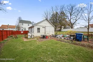 93 Center St, Freehold, NJ 07728 - Photo 19