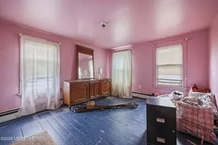 93 Center St, Freehold, NJ 07728 - Photo 15