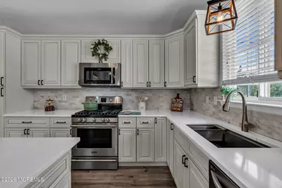 12 Lancaster Way, Jackson, NJ 08527 - Photo 17