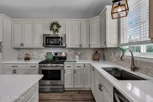 12 Lancaster Way, Jackson, NJ 08527 - Photo 17