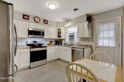 1 Salem Drive #B, Whiting, NJ 08759 - Photo 9