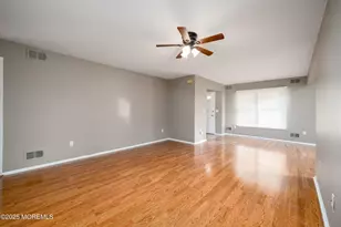 233 Cloverdale Dr, Lakewood, NJ 08701 - Photo 17