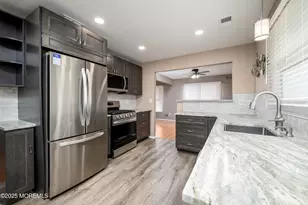 233 Cloverdale Dr, Lakewood, NJ 08701 - Photo 21
