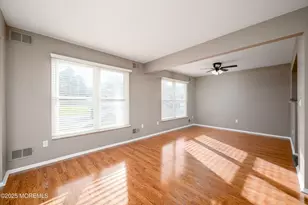 233 Cloverdale Dr, Lakewood, NJ 08701 - Photo 11