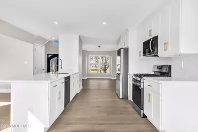 2 Fred Jahn Drive, Freehold, NJ 07728 - Photo 15