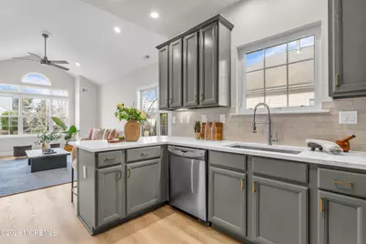 28 Florence Drive, Manchester Township, NJ 08759 - Photo 5