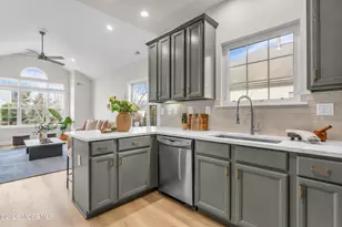 28 Florence Dr, Manchester Township, NJ 08759 - Photo 5