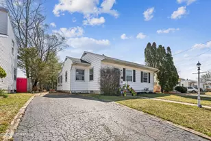 224 Clamer Rd, Ewing Township, NJ 08628 - Photo 3