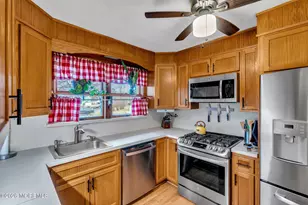 2 Blair Rd, Kendall Park, NJ 08824 - Photo 11