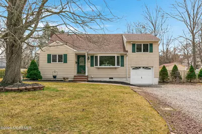 12 Karyn Terrace E, Middletown, NJ 07748 - Photo 1