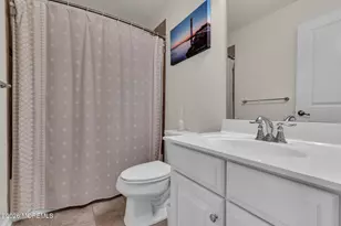 101 Spirit Wy, Brick, NJ 08723 - Photo 33