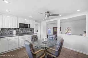 3 Fairfield Ct, Manalapan Township, NJ 07726 - Photo 11