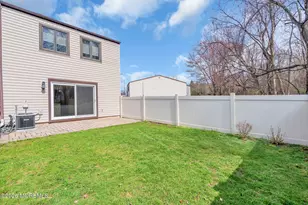 633 Randall Way, Aberdeen Township, NJ 07747 - Photo 27