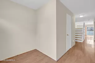 633 Randall Way, Aberdeen Township, NJ 07747 - Photo 5