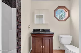 633 Randall Way, Aberdeen Township, NJ 07747 - Photo 7