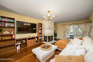 55 Malibu Dr, Eatontown, NJ 07724 - Photo 3