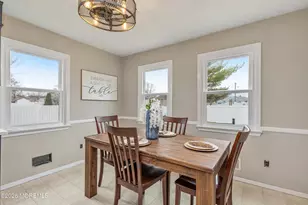 20 Surrey Dr, Hazlet Township, NJ 07730 - Photo 15