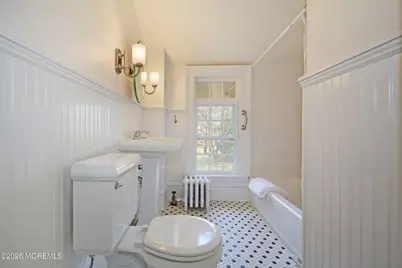 917 Broad Street, Shrewsbury, NJ 07702 - Photo 35