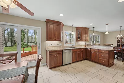 49 Hampton Drive, Freehold, NJ 07728 - Photo 11