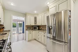 92 Lexington Cir, Matawan, NJ 07747 - Photo 25