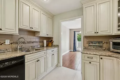 92 Lexington Circle, Matawan, NJ 07747 - Photo 27