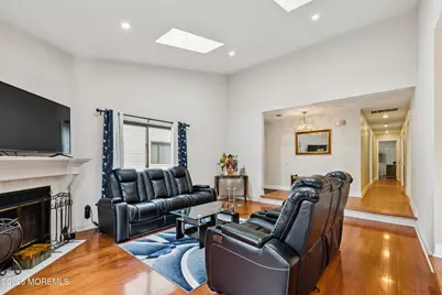 92 Lexington Circle, Matawan, NJ 07747 - Photo 13