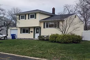 5 Stratton Pl, Middletown, NJ 07748 - Photo 1