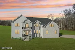 10 Hague Rd, Freehold, NJ 07728 - Photo 3