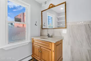 2 Bedle Pl, Highlands, NJ 07732 - Photo 11