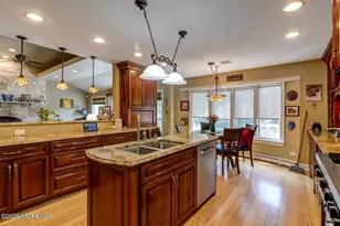 884 Breezy Oaks Dr, Toms River Township, NJ 08753 - Photo 9